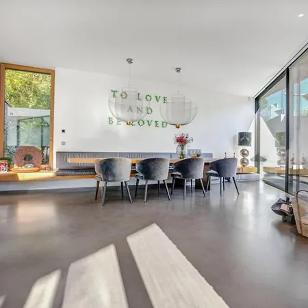Villa Elisabeth - Family-Friendly Villa With Private Pool